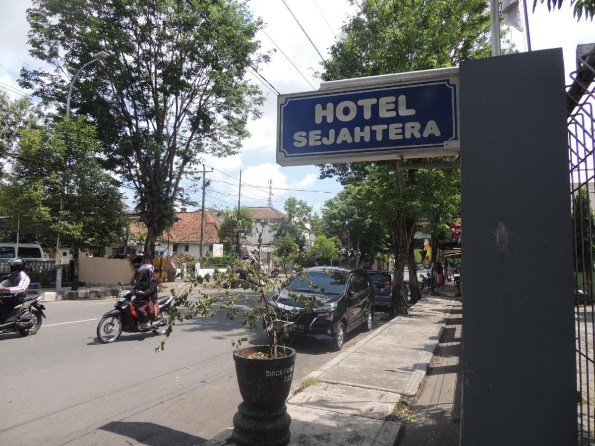 Hotel Sejahtera Kebumen Екстериор снимка